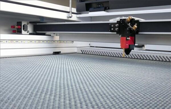 mira9-detail-05 mira9-detail-05